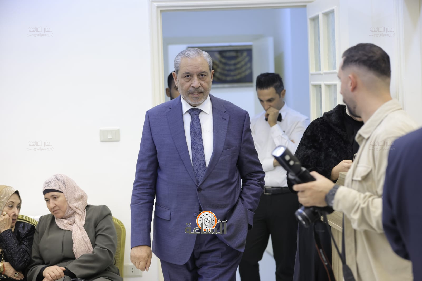 Madar Al-Saa Images 0.4841531045639189