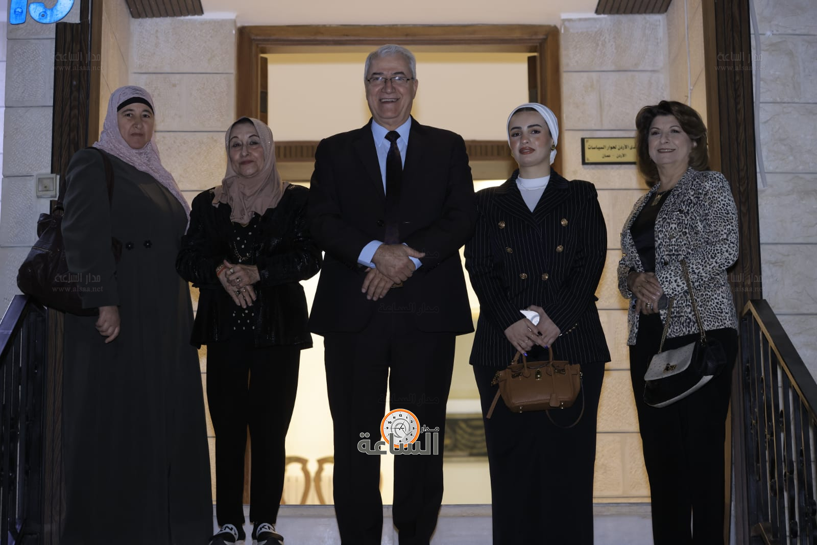 Madar Al-Saa Images 0.7253175194305501