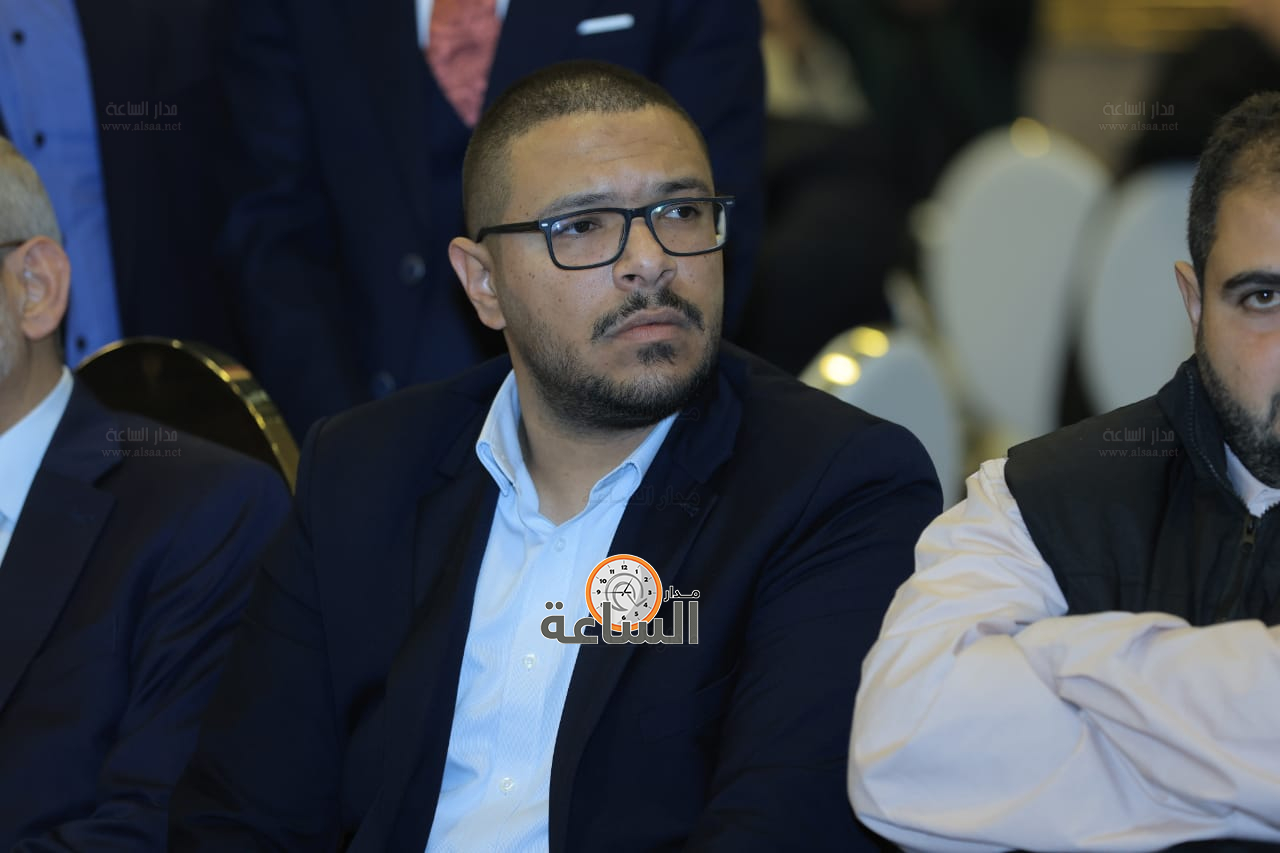 Madar Al-Saa Images 0.48967037912004274