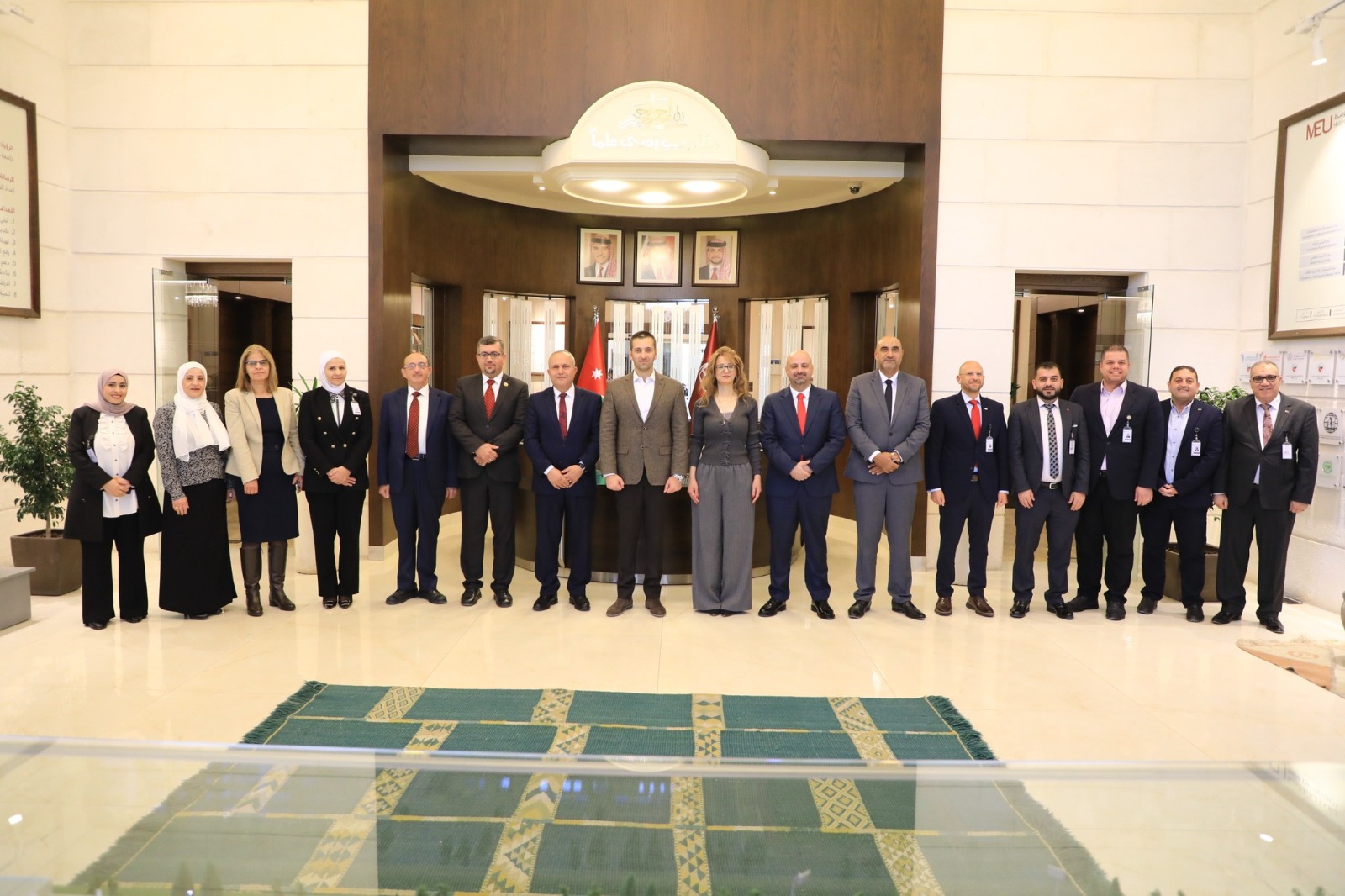 Madar Al-Saa Images 0.21507277996937502