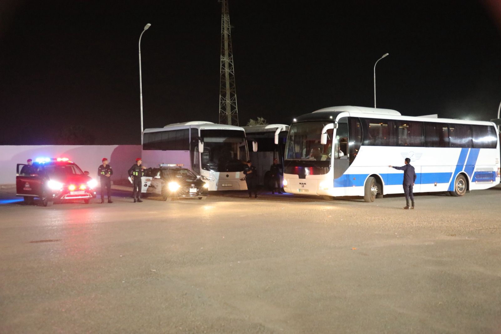 Madar Al-Saa Images 0.2841800491880492