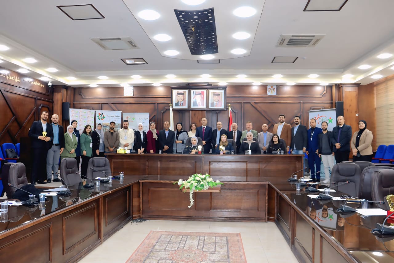 Madar Al-Saa Images 0.4057003566921711