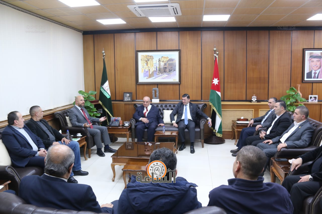 Madar Al-Saa Images 0.9759964255195688