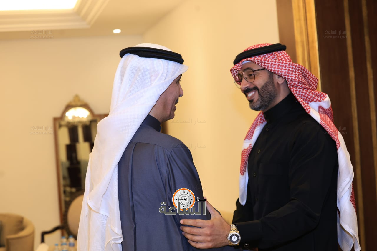 Madar Al-Saa Images 0.7576402052395049