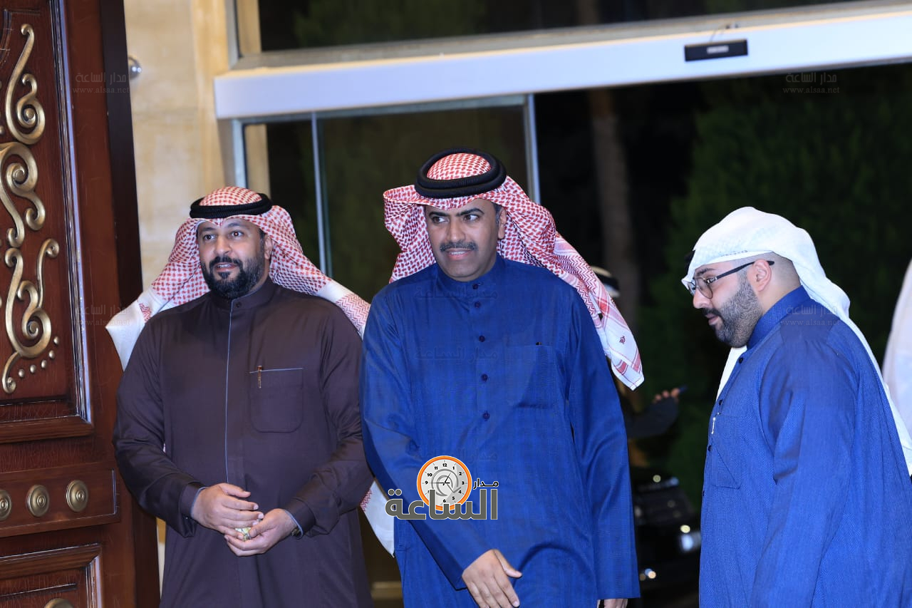 Madar Al-Saa Images 0.38623559395842055