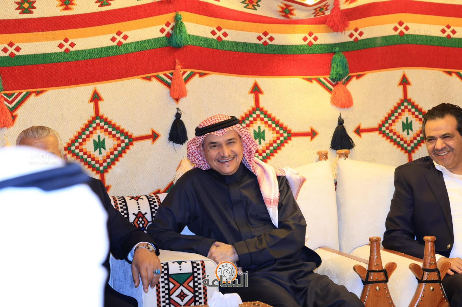 Madar Al-Saa Images 0.49044615103717915