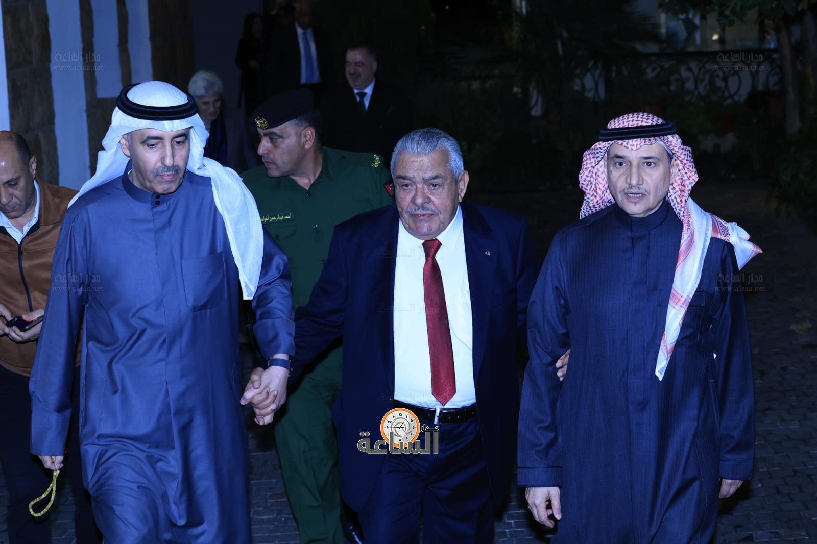 Madar Al-Saa Images 0.5894068823296454