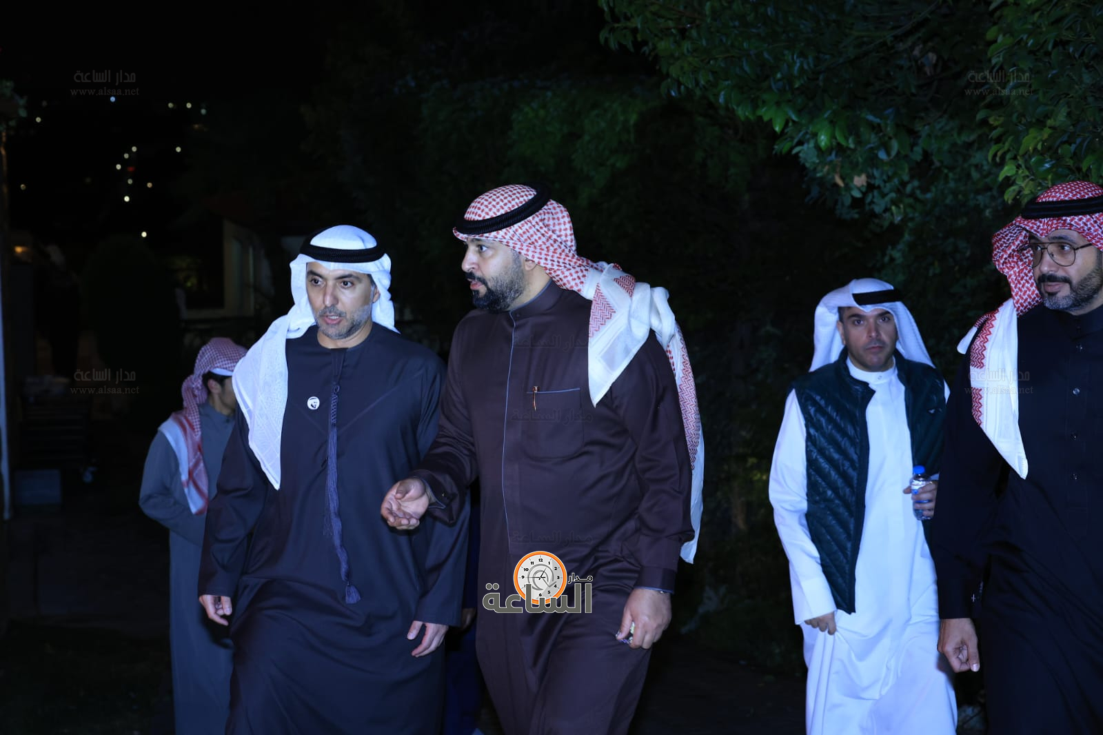 Madar Al-Saa Images 0.08769733378406752