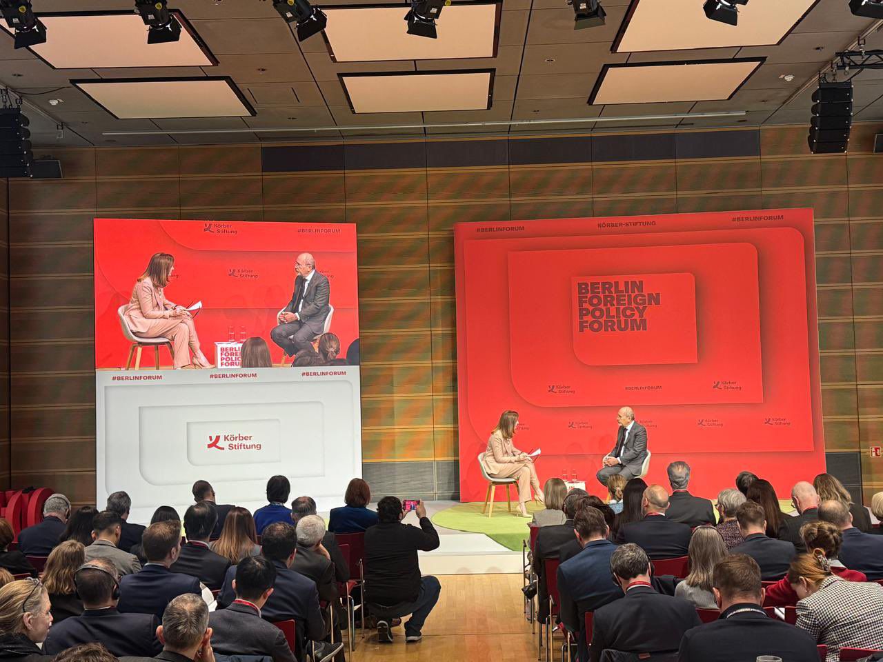 Madar Al-Saa Images 0.979633688663595