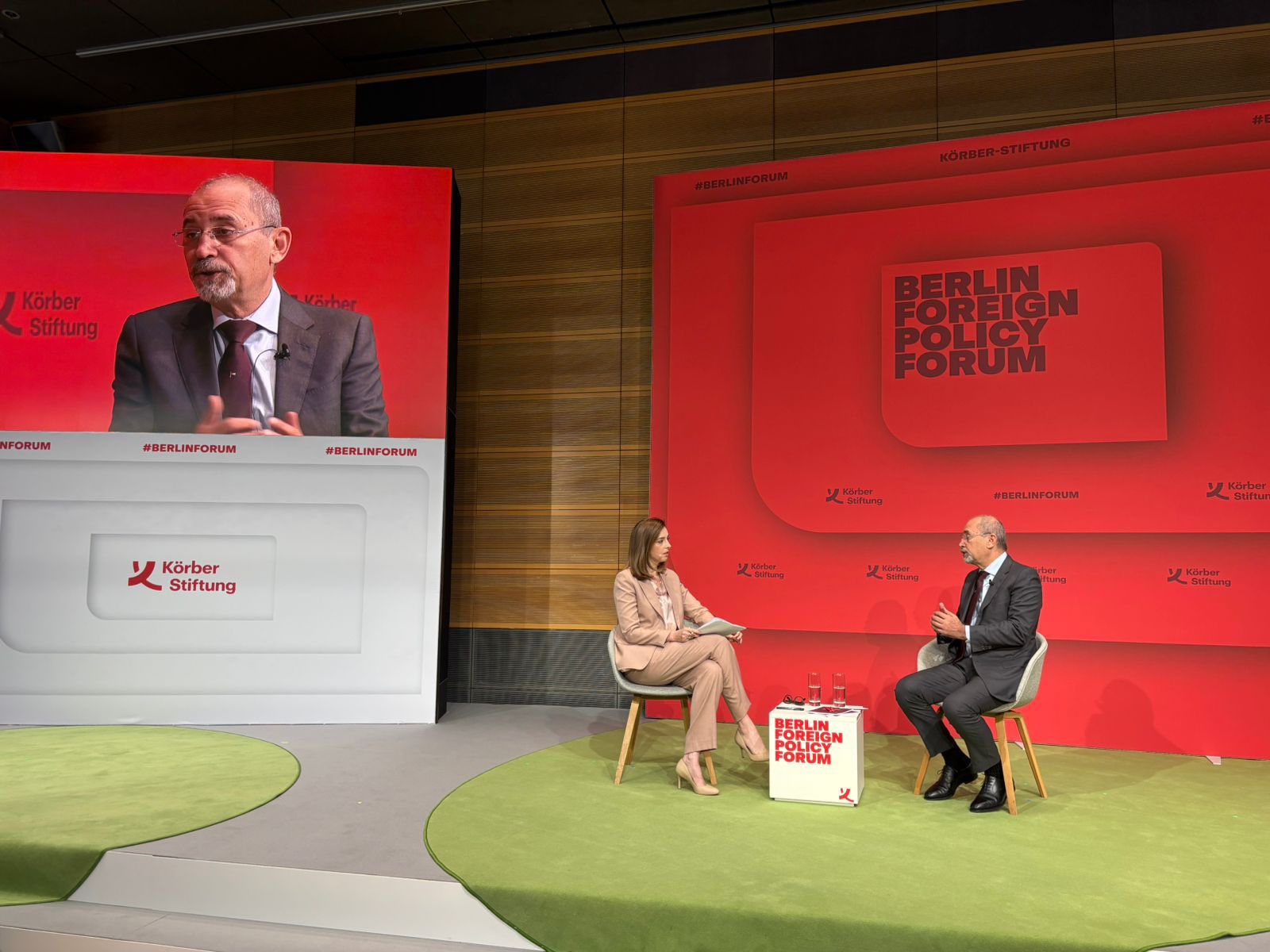 Madar Al-Saa Images 0.9324162989025581