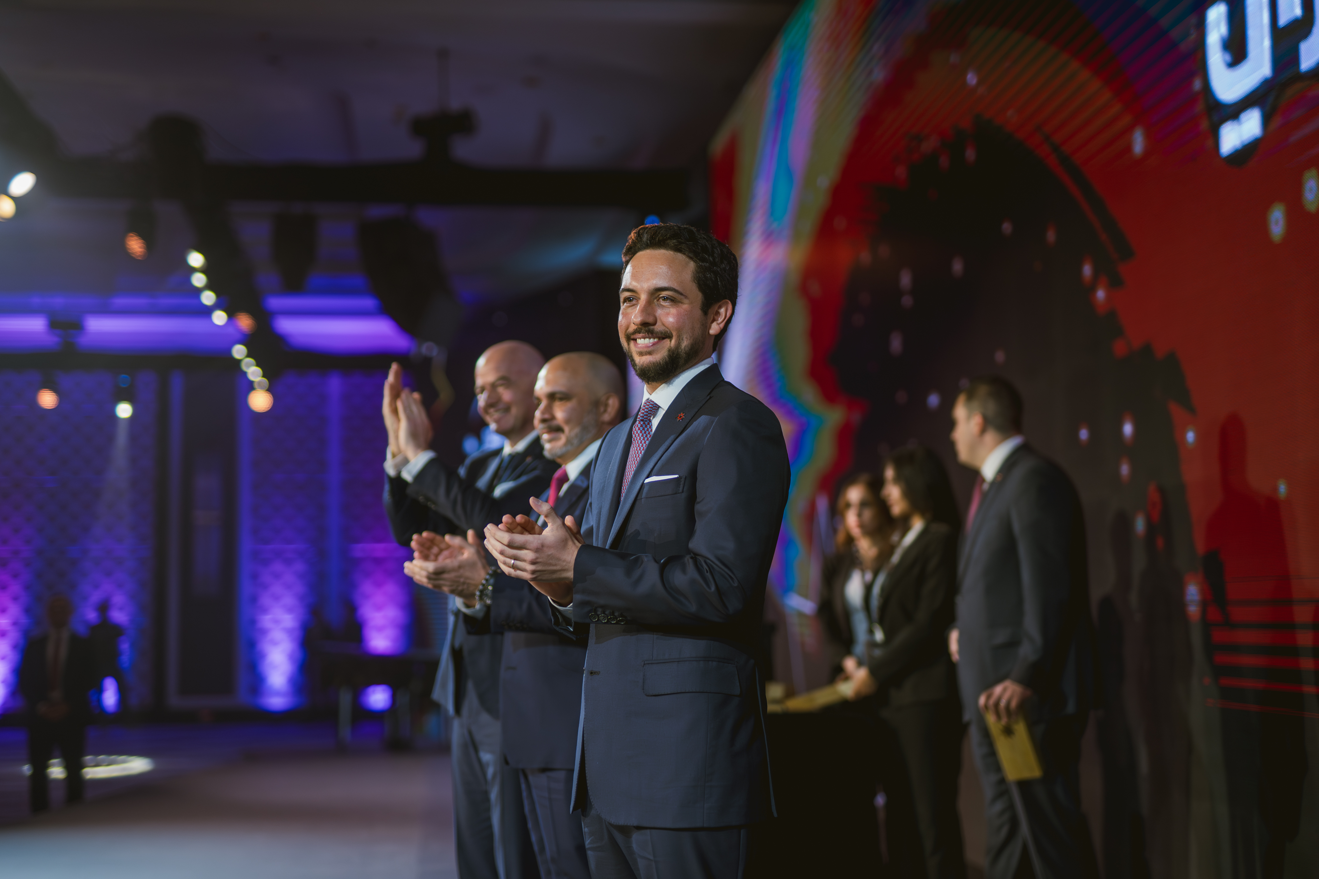 Madar Al-Saa Images 0.09435709574320827