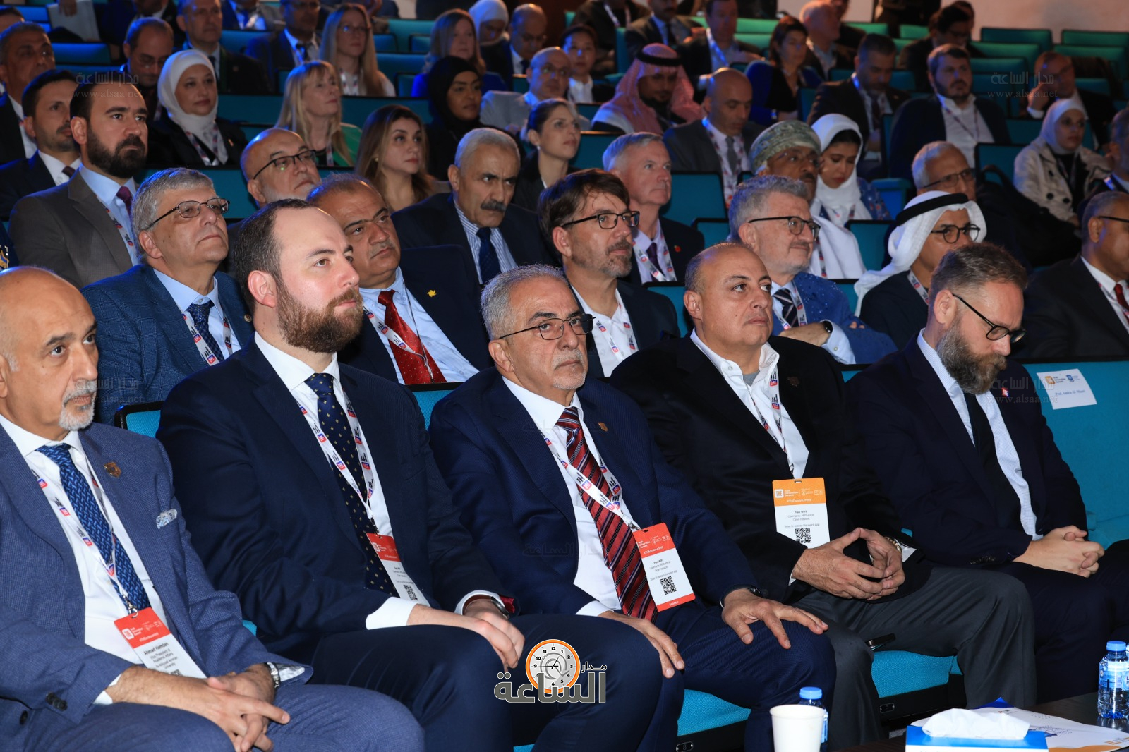 Madar Al-Saa Images 0.4119843694163068