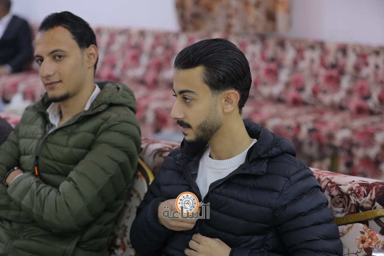 Madar Al-Saa Images 0.21733510917827947