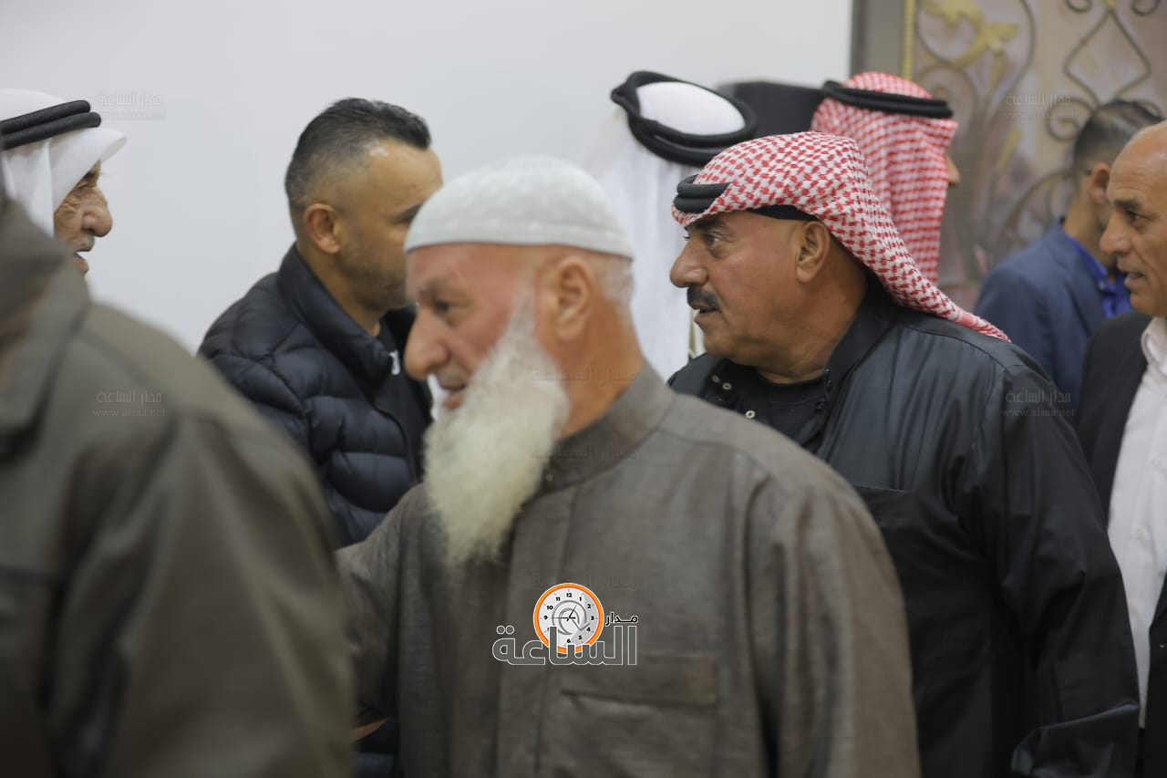 Madar Al-Saa Images 0.12307199808500946