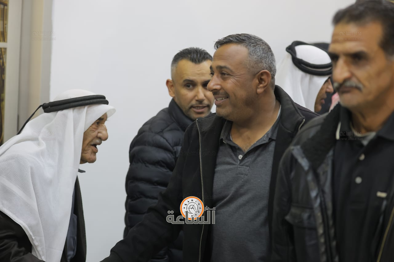 Madar Al-Saa Images 0.3624499368573536