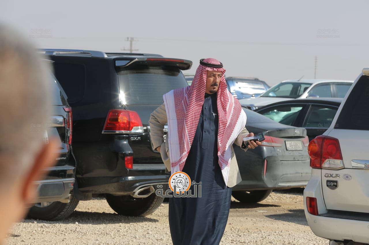 Madar Al-Saa Images 0.39540022509652106