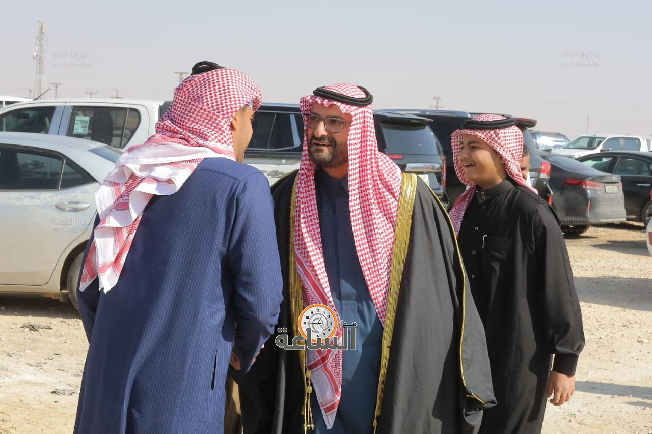 Madar Al-Saa Images 0.03934047016843267