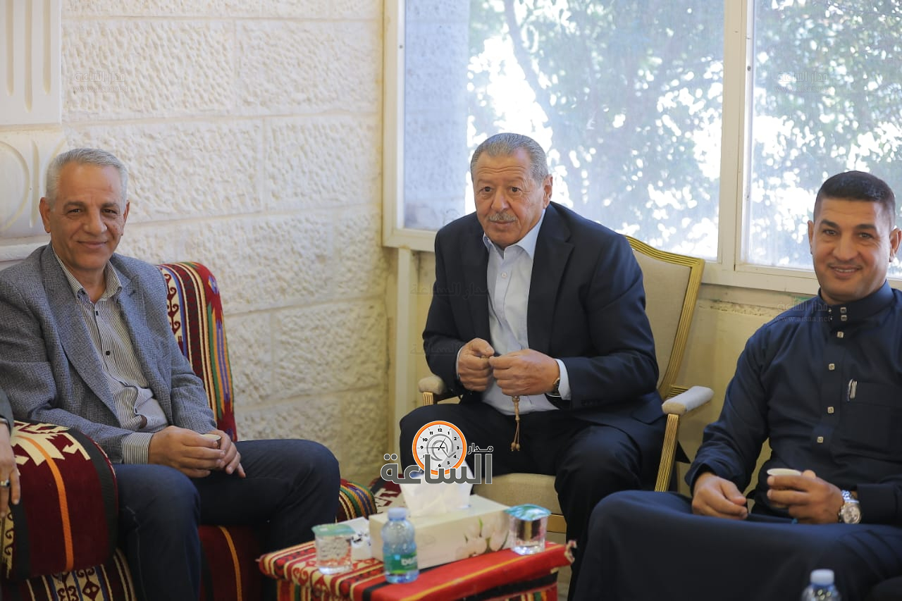 Madar Al-Saa Images 0.30242876731320434