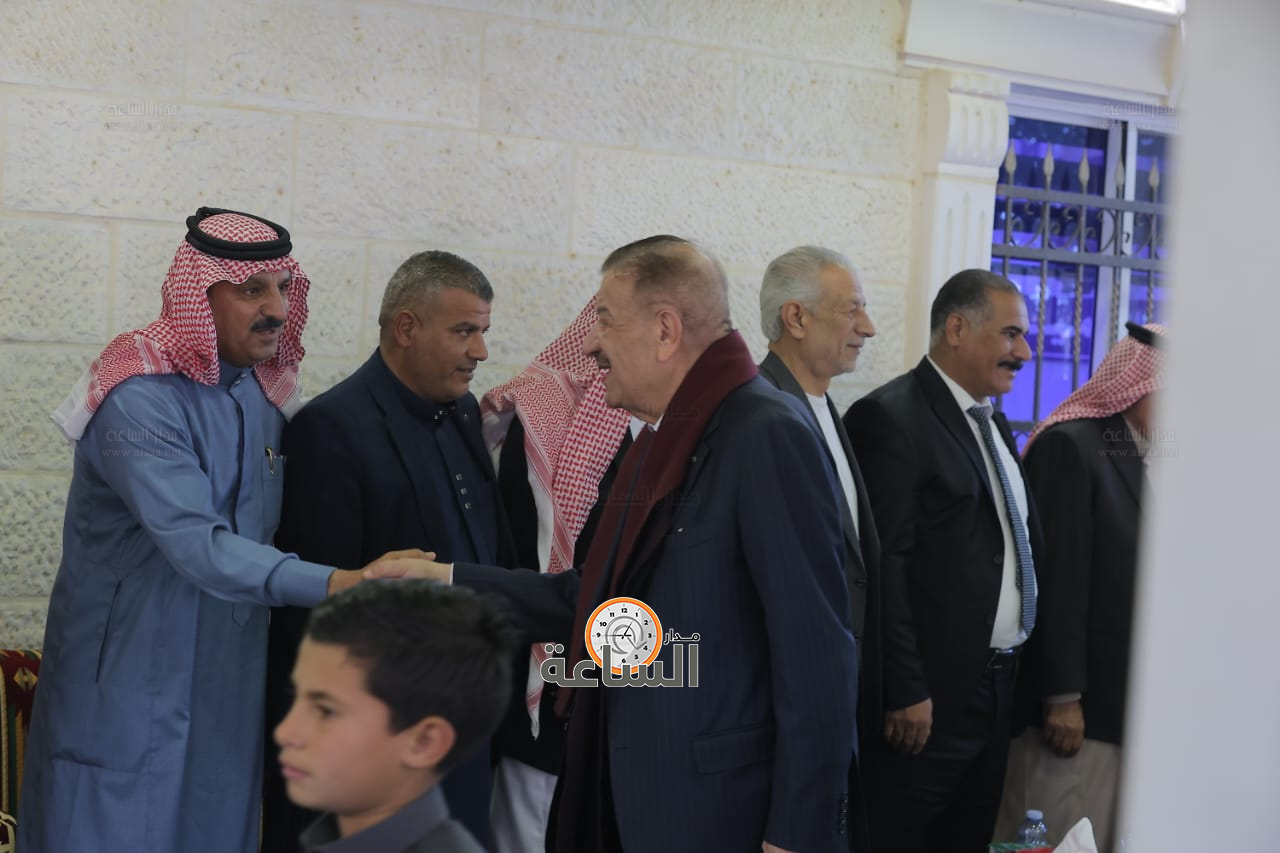 Madar Al-Saa Images 0.7641840411138188