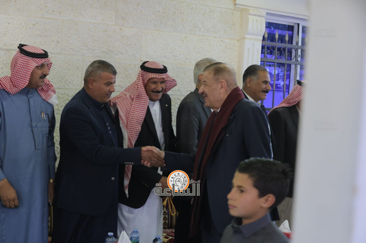 Madar Al-Saa Images 0.2869051219004348