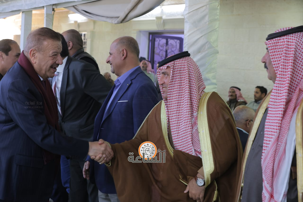 Madar Al-Saa Images 0.37009945972211344