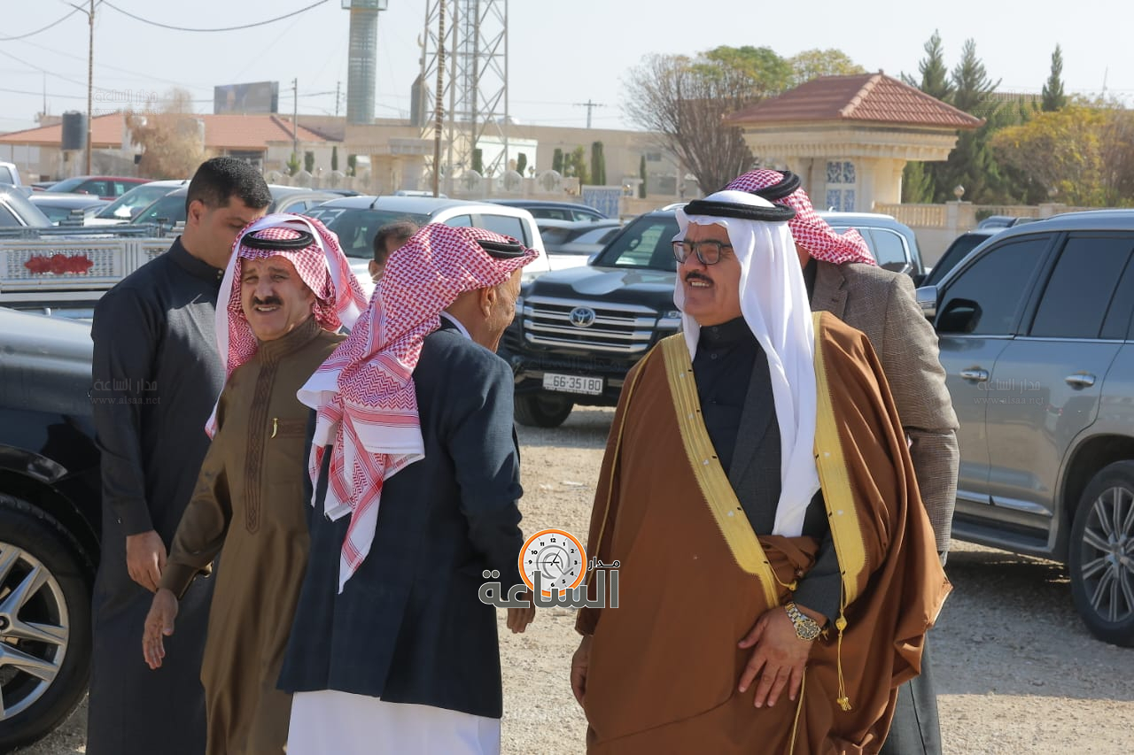 Madar Al-Saa Images 0.4240941856329168