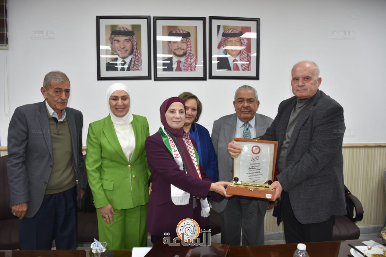 Madar Al-Saa Images 0.10813221438355791