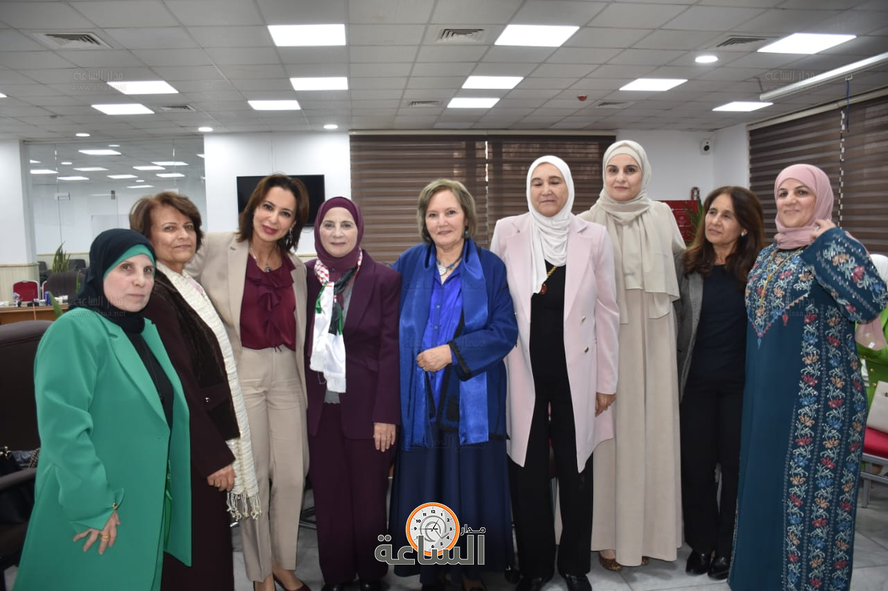 Madar Al-Saa Images 0.33777047034611574