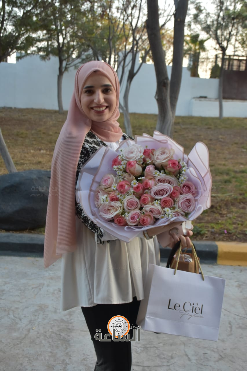 Madar Al-Saa Images 0.9444292322052158