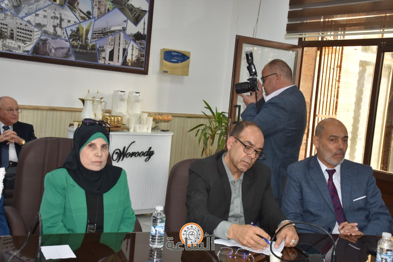 Madar Al-Saa Images 0.3413824841687335