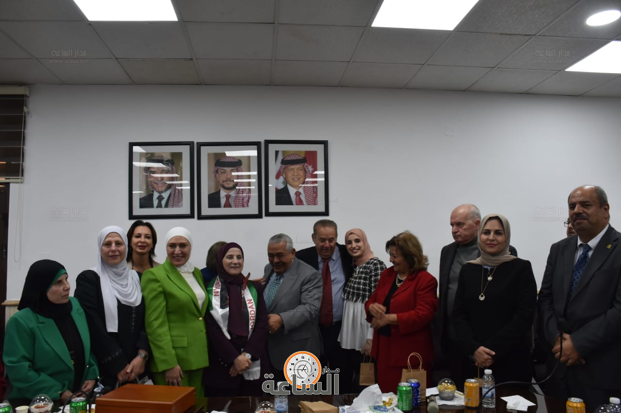 Madar Al-Saa Images 0.14014092189605787