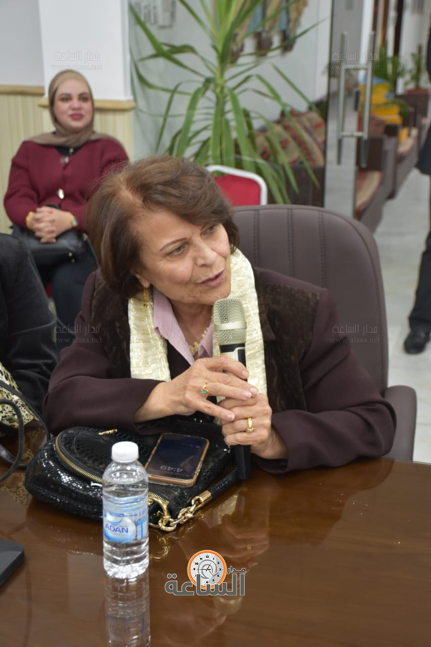 Madar Al-Saa Images 0.7080365289096389