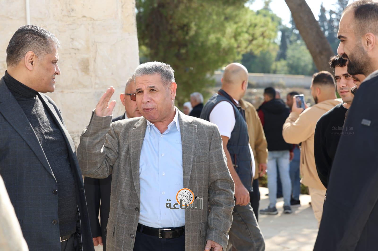 Madar Al-Saa Images 0.7420333004613139