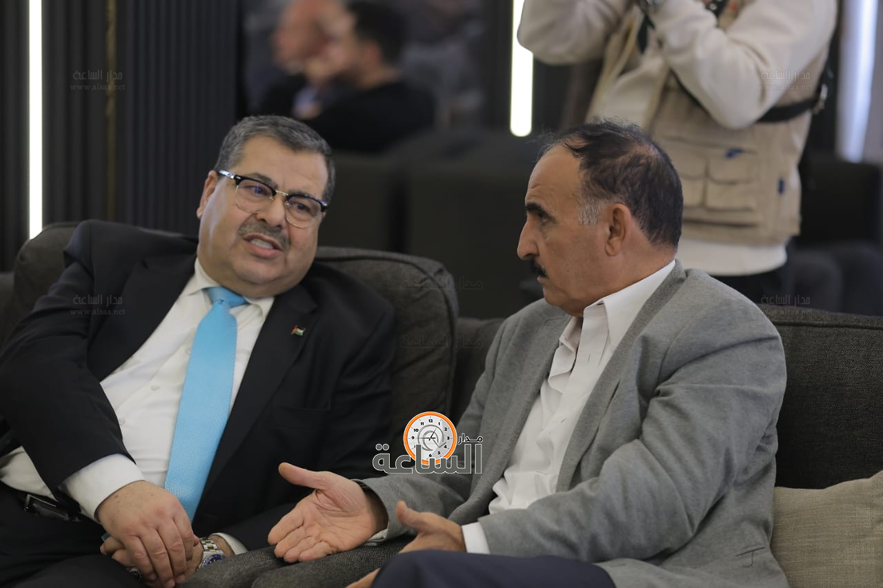 Madar Al-Saa Images 0.27513169839920293