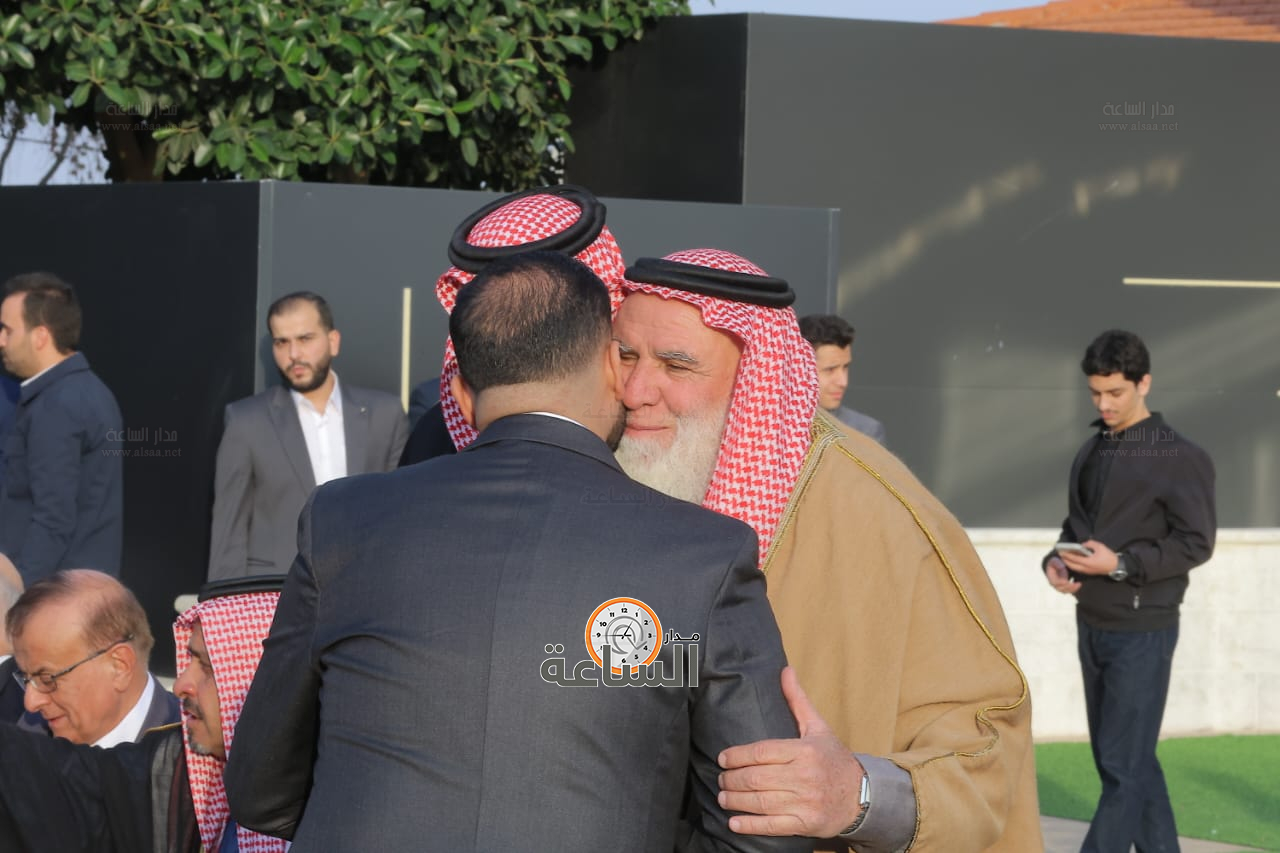 Madar Al-Saa Images 0.5819868024343603