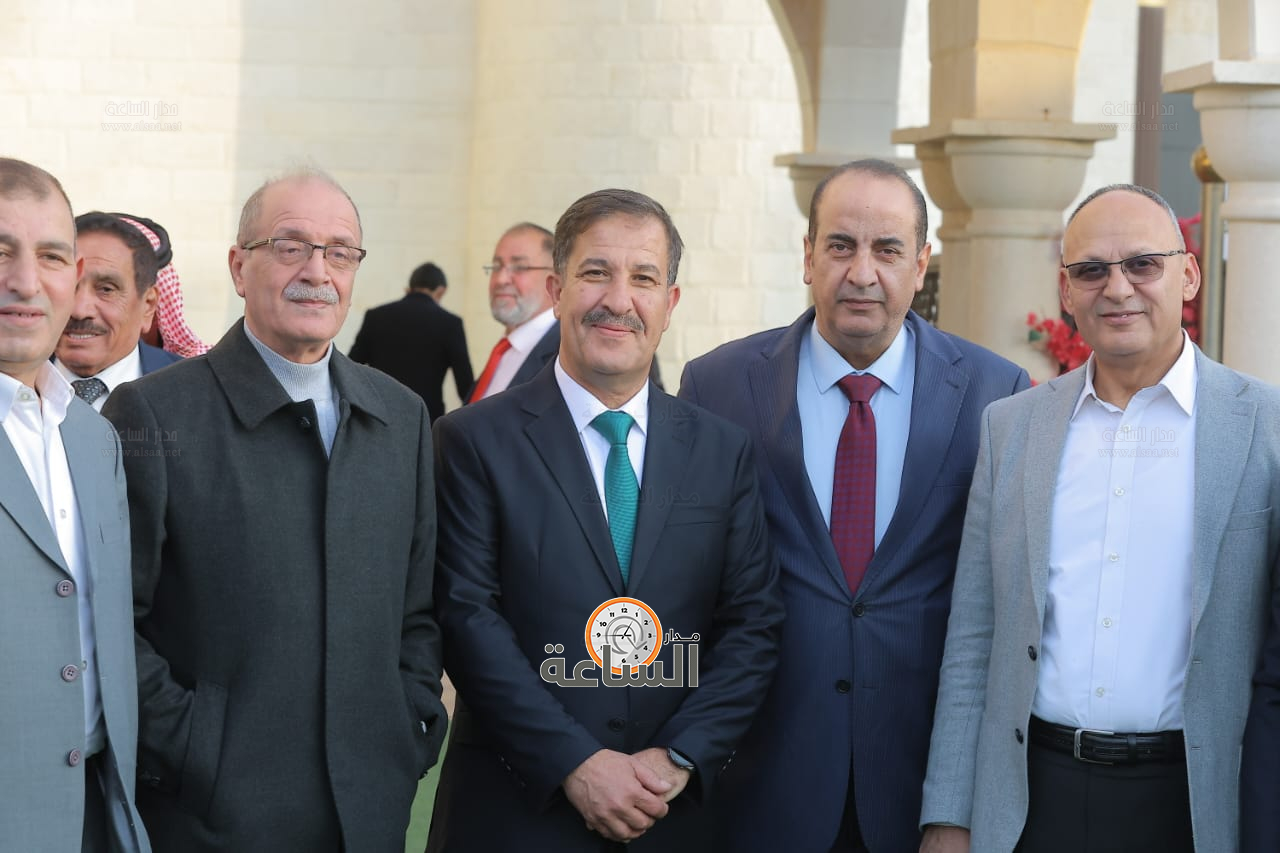 Madar Al-Saa Images 0.1257831280215458