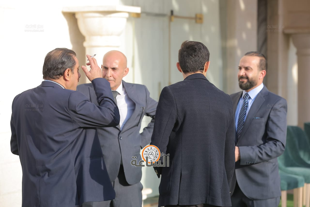 Madar Al-Saa Images 0.5163437529824588