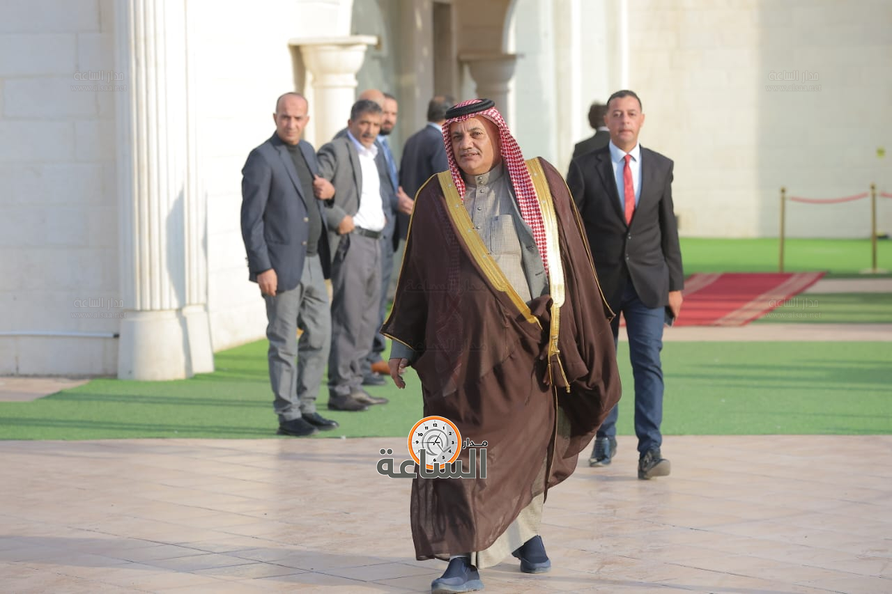 Madar Al-Saa Images 0.438255088328499