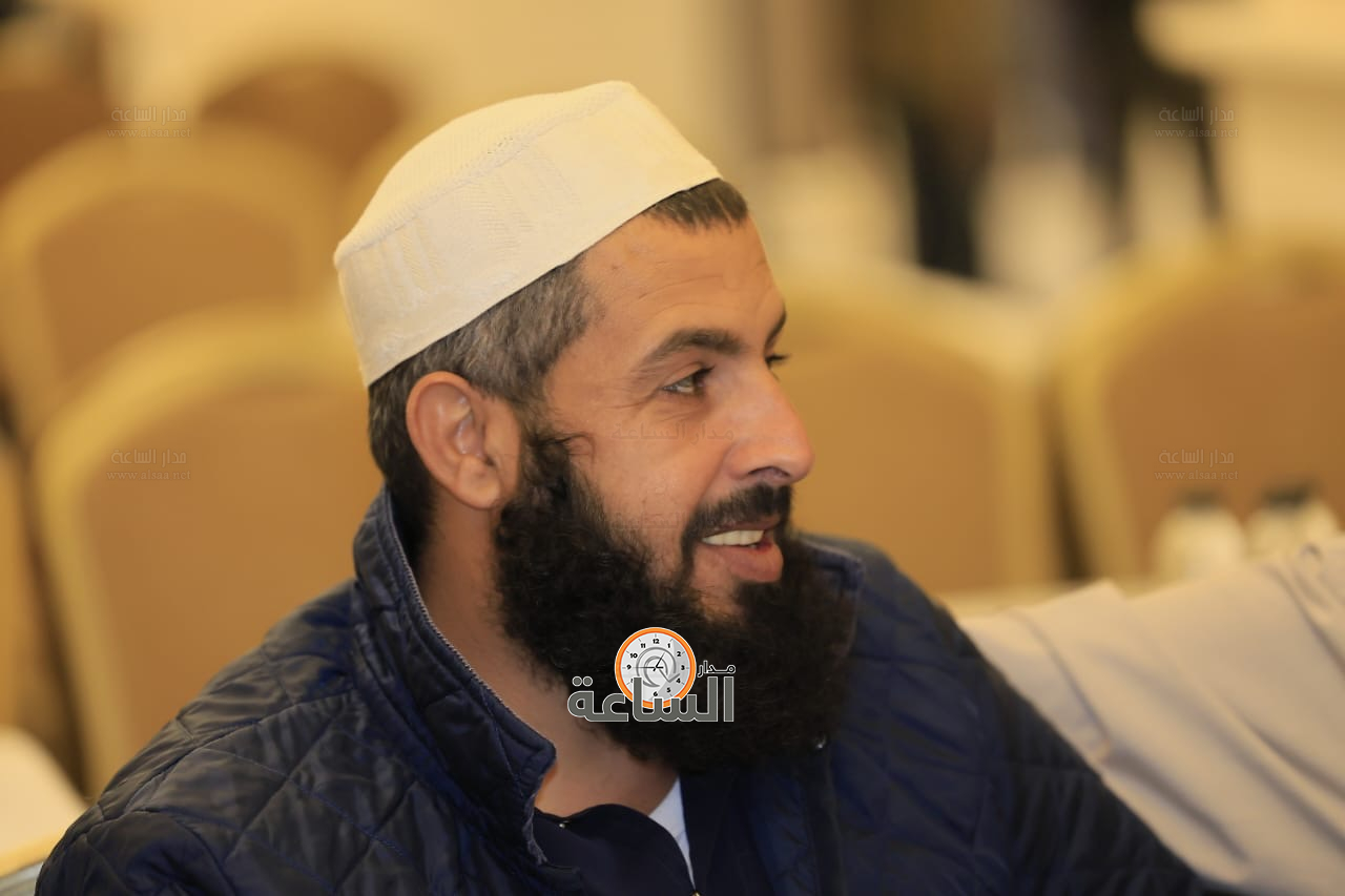 Madar Al-Saa Images 0.8235349546634759