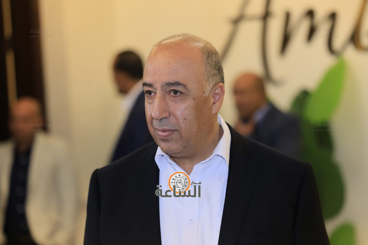 Madar Al-Saa Images 0.8548198586079364