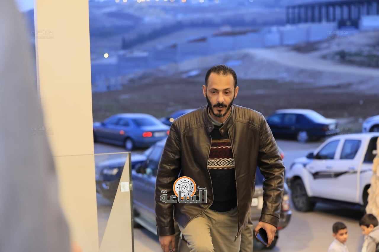 Madar Al-Saa Images 0.028461538886029314