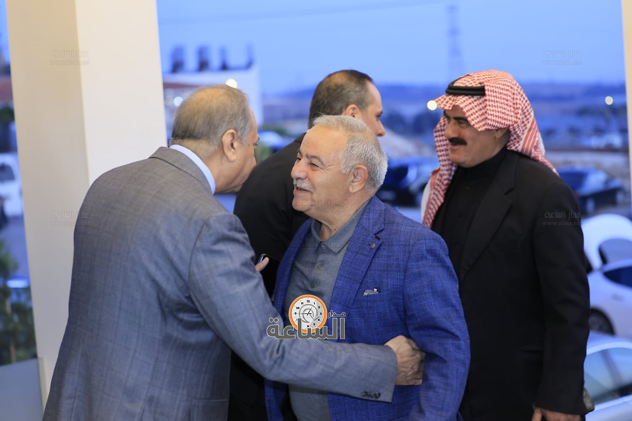 Madar Al-Saa Images 0.5000530496885941