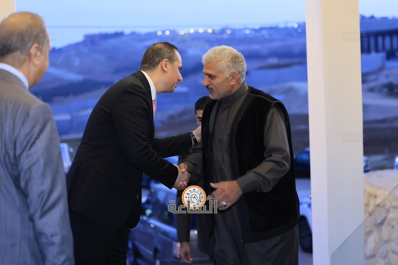 Madar Al-Saa Images 0.6029131053098356