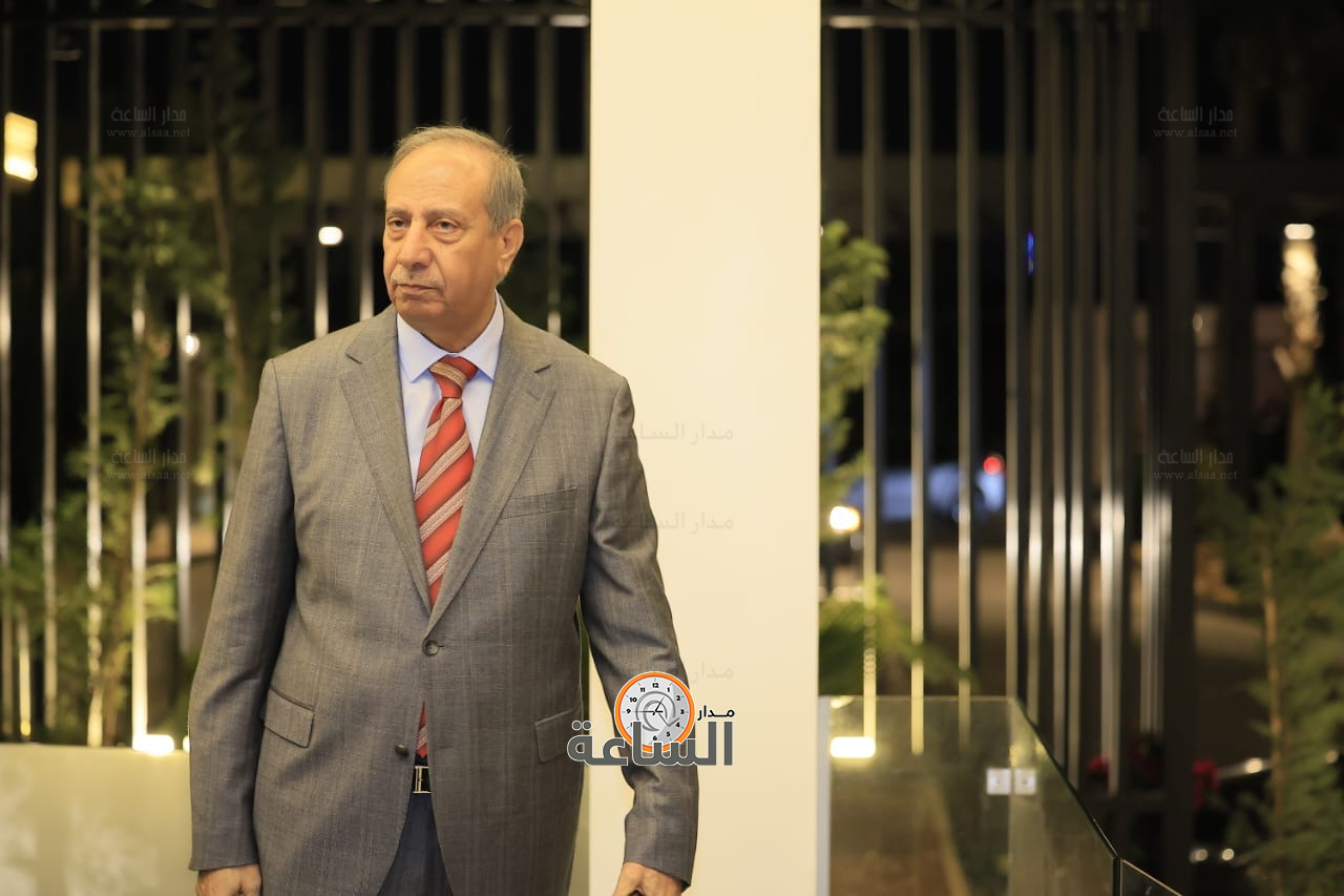 Madar Al-Saa Images 0.44135427223641766