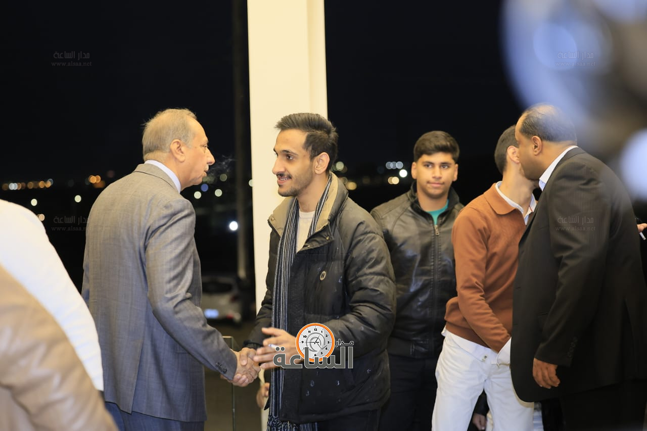 Madar Al-Saa Images 0.38625574544044006