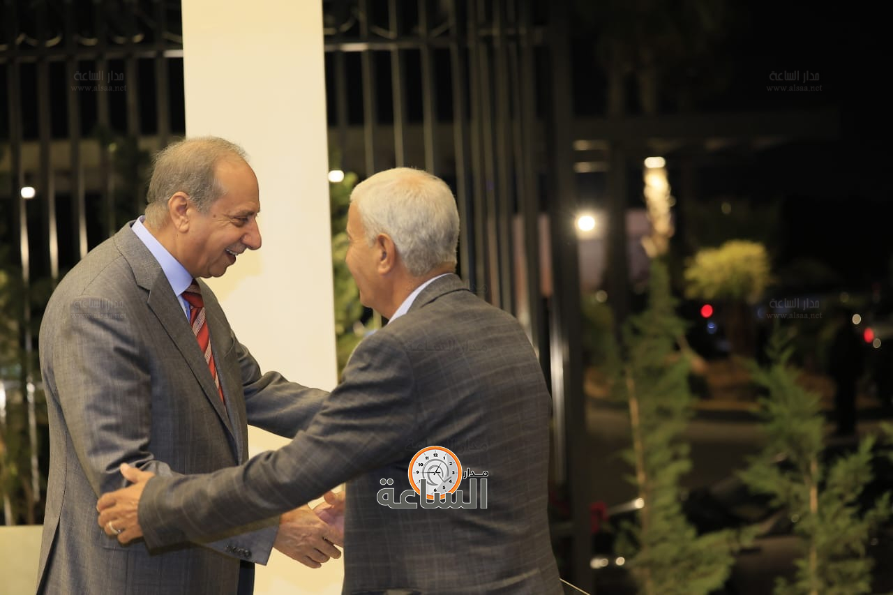 Madar Al-Saa Images 0.1385110554925595