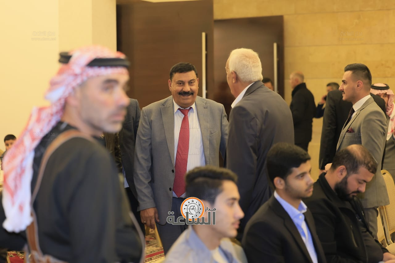 Madar Al-Saa Images 0.3304108051244591