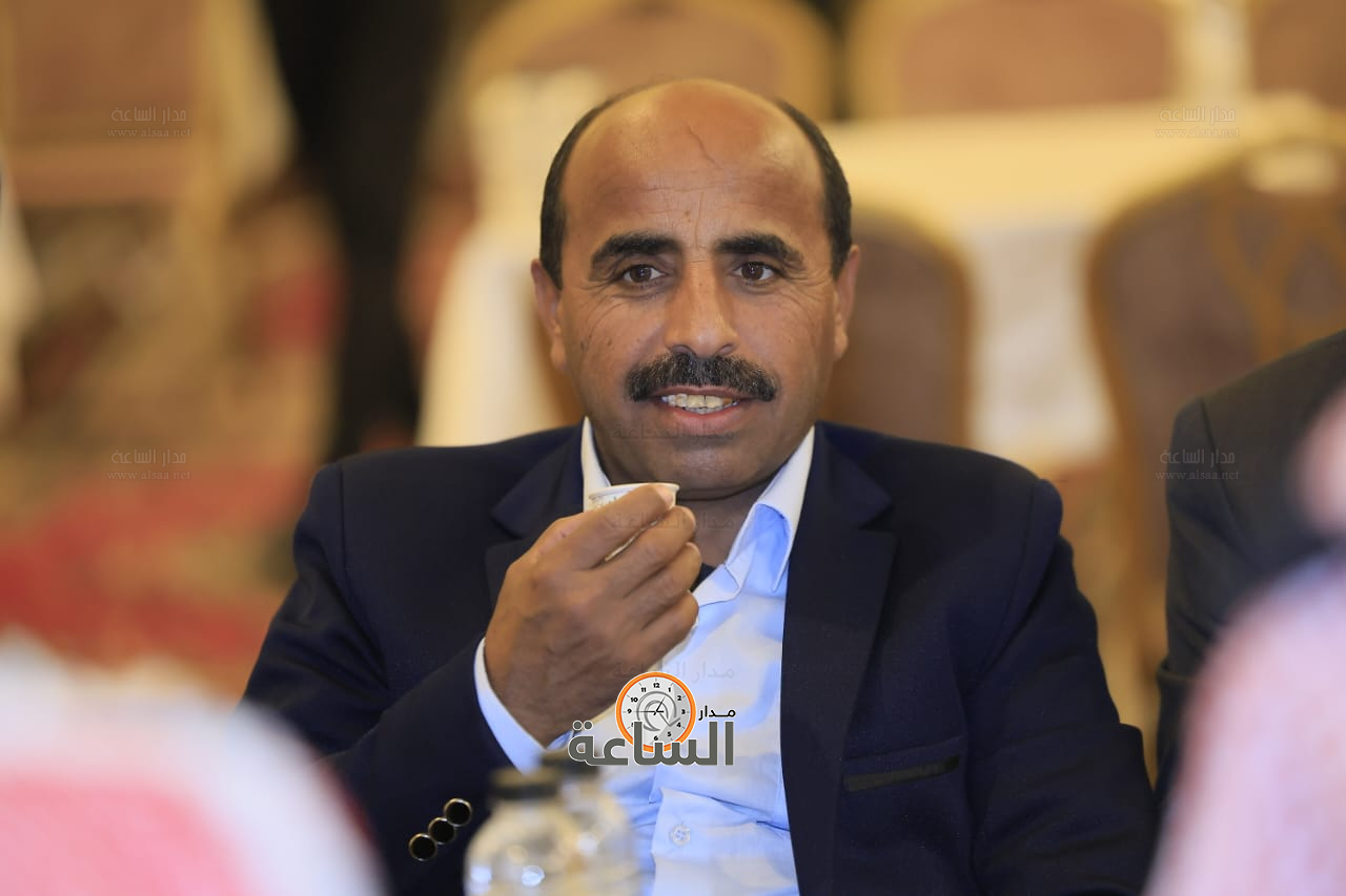 Madar Al-Saa Images 0.17088007651412673