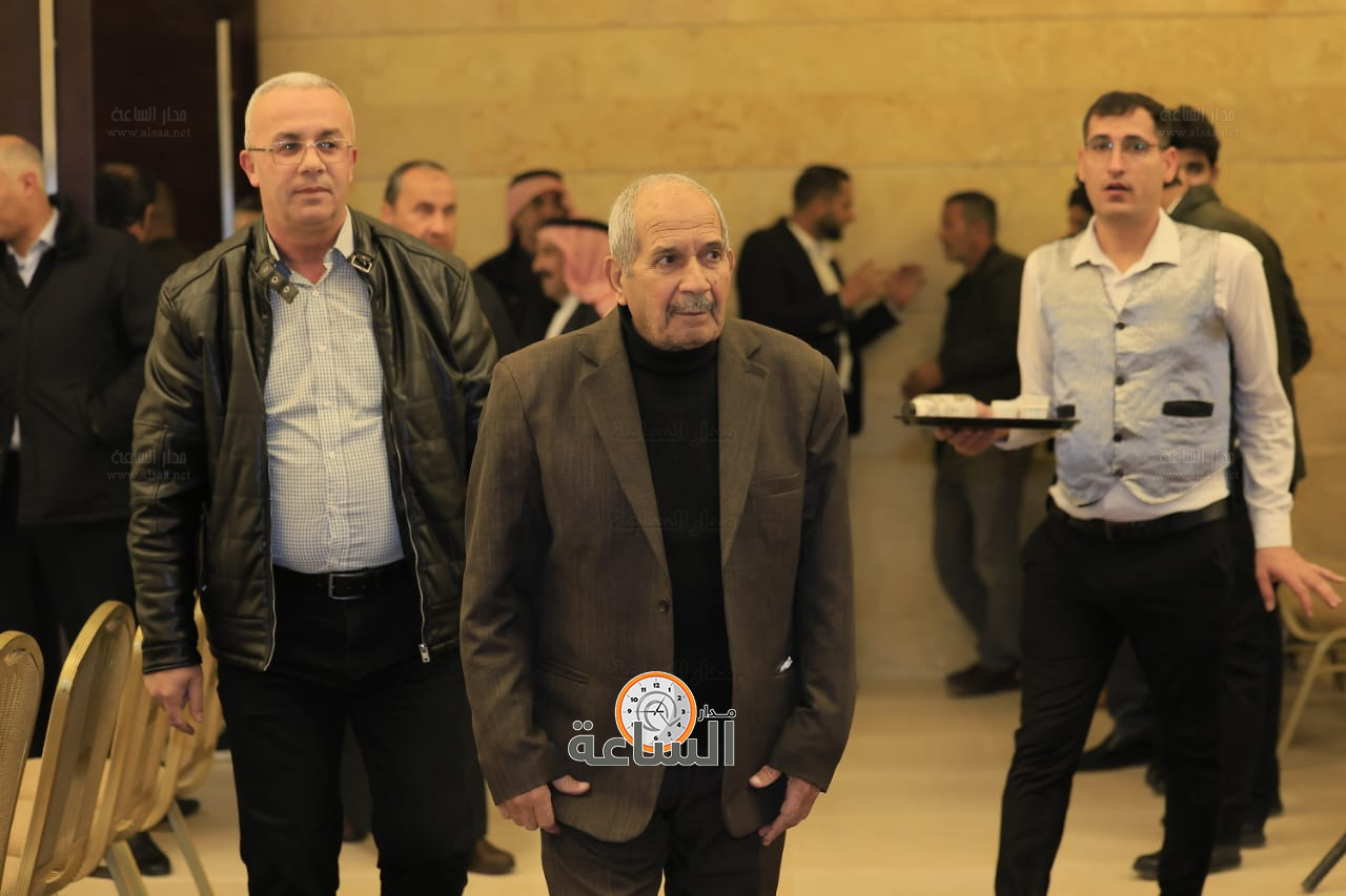 Madar Al-Saa Images 0.41712132532860235