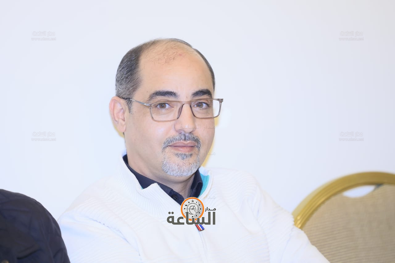 Madar Al-Saa Images 0.15919351695488848